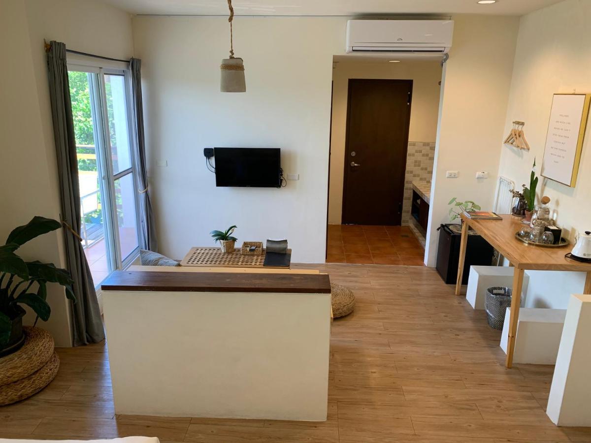 W24墾丁民宿墾丁大街一館bnb 외부 사진